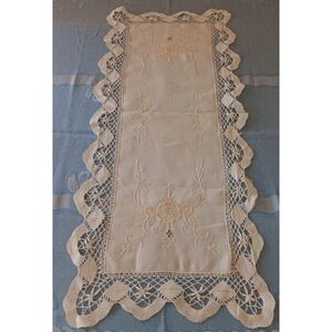 Vintage Linen Table Runner Bobbin Lace Trim Floral Embroidery Handmade